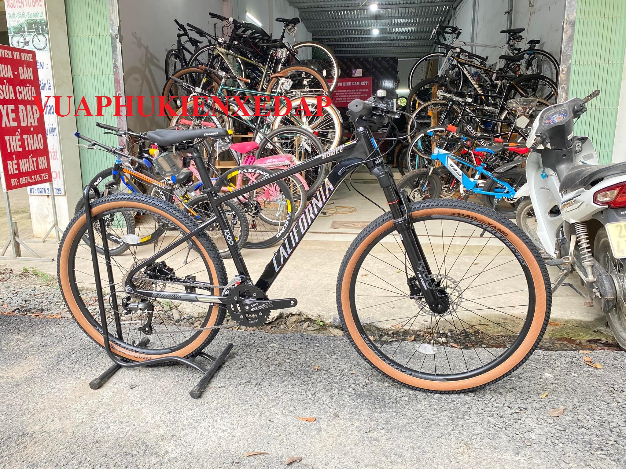 Xe đạp thể thao leo núi mtb california 800cc khung hợp kim nhôm bộ đề shimano 3x9 27 tốc độ
