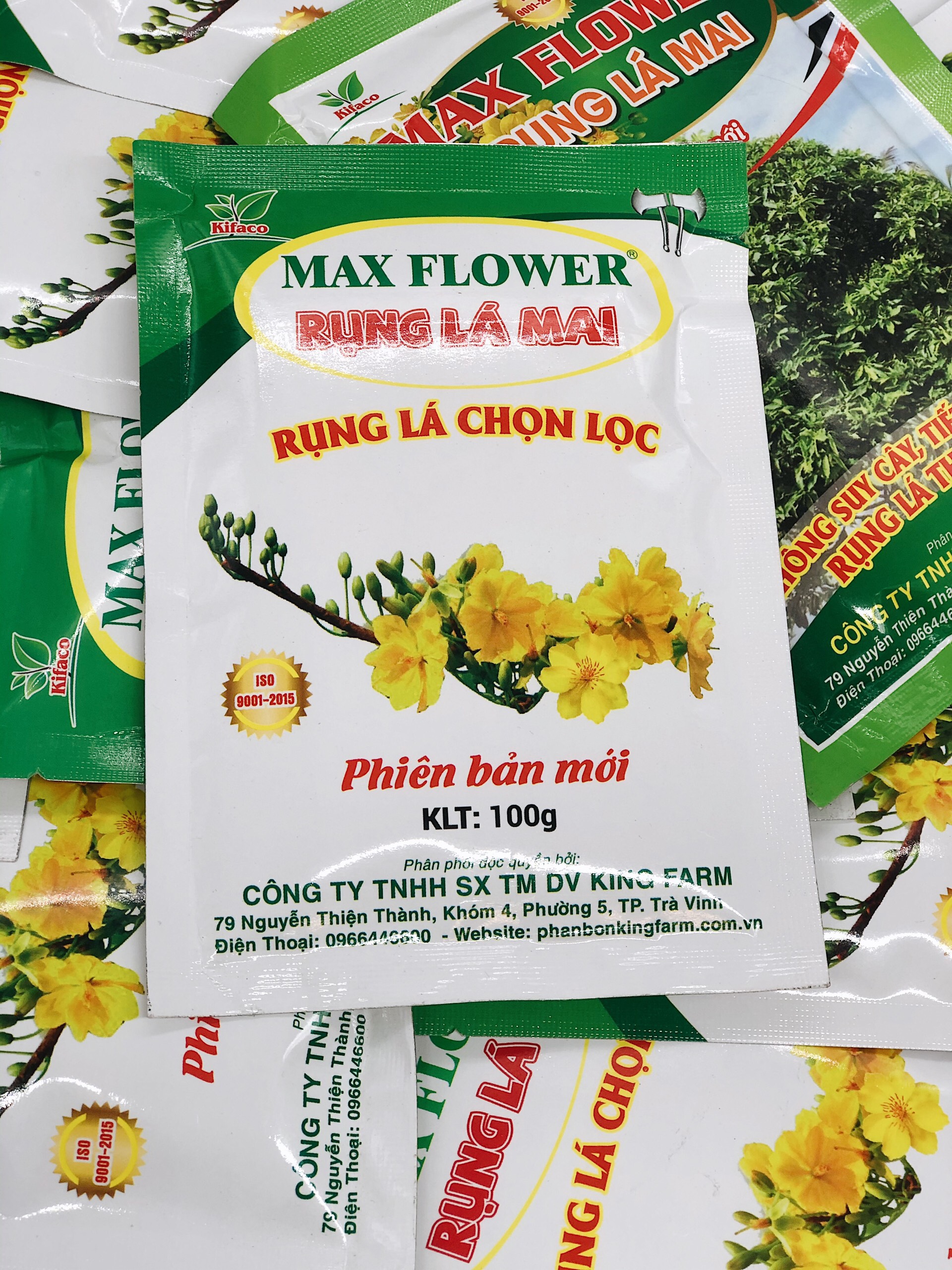Rụng lá mai