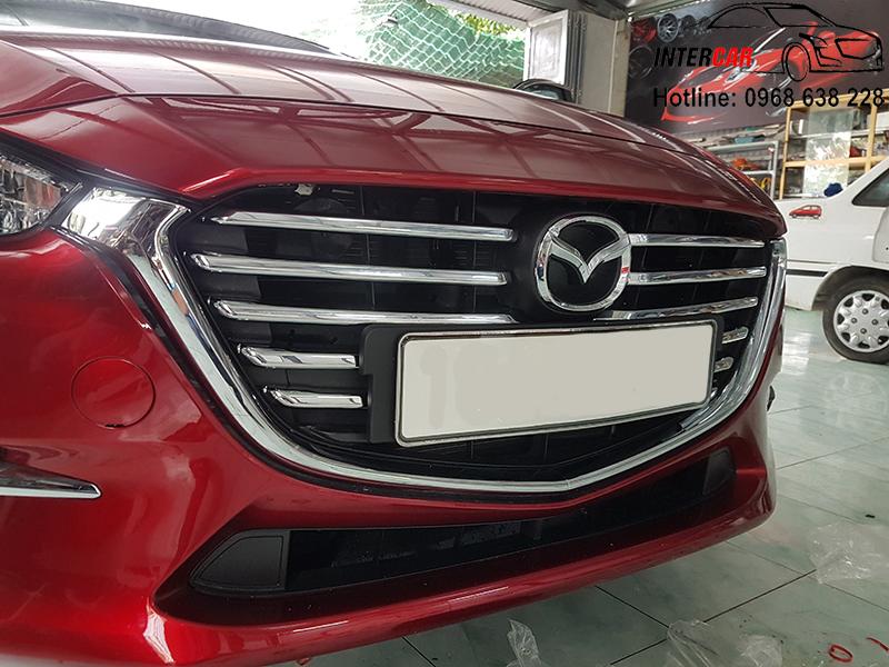 Mặt ca lăng xe mazda 3 2018