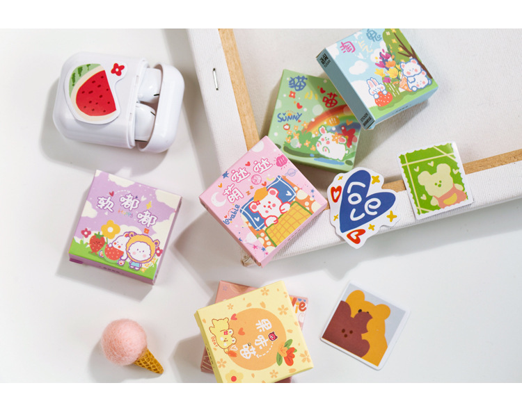 Hộp 50 sticker cute - Hình dán dễ thương