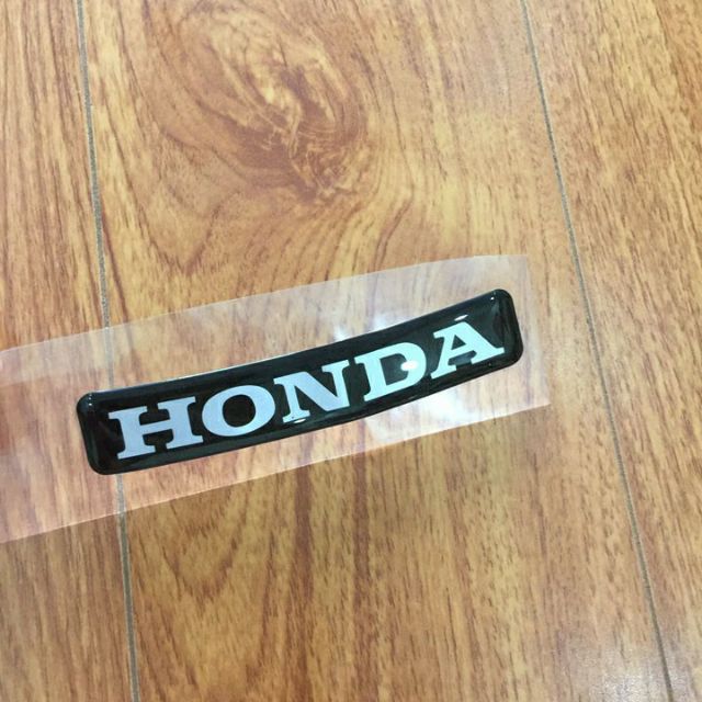 Tem nổi chữ Honda dán mặt nạ xe máy đẹp