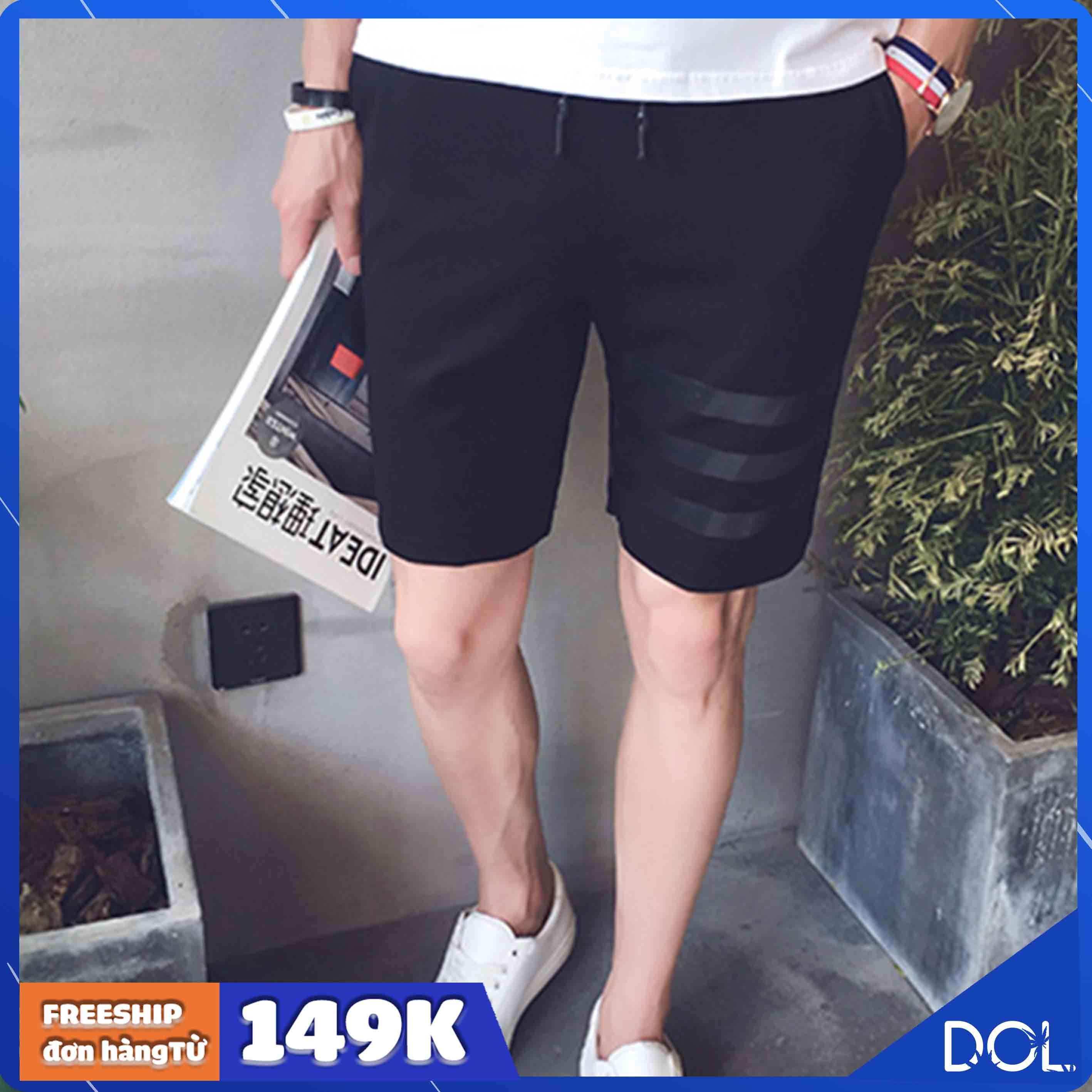 Quần Short Nam Lưng thun có khóa túi in 3 sọc mới , Phong Cách Quần Đùi Nam thể thao cá tính, Quần sooc nam với màu đen và màu xám hot dễ phối đồ, kiểu dáng Quần Đùi trẻ trung