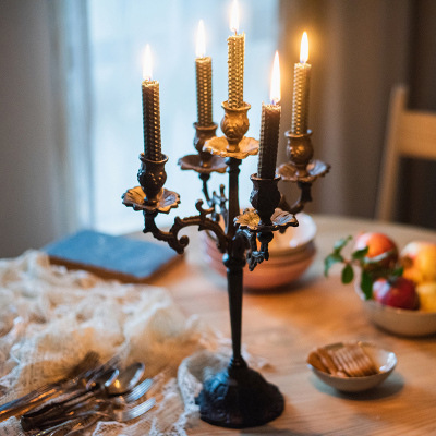 Chân nến trang trí cổ điển Bắc Âu decor để bàn tiệc kim loại màu đen 5 tay
