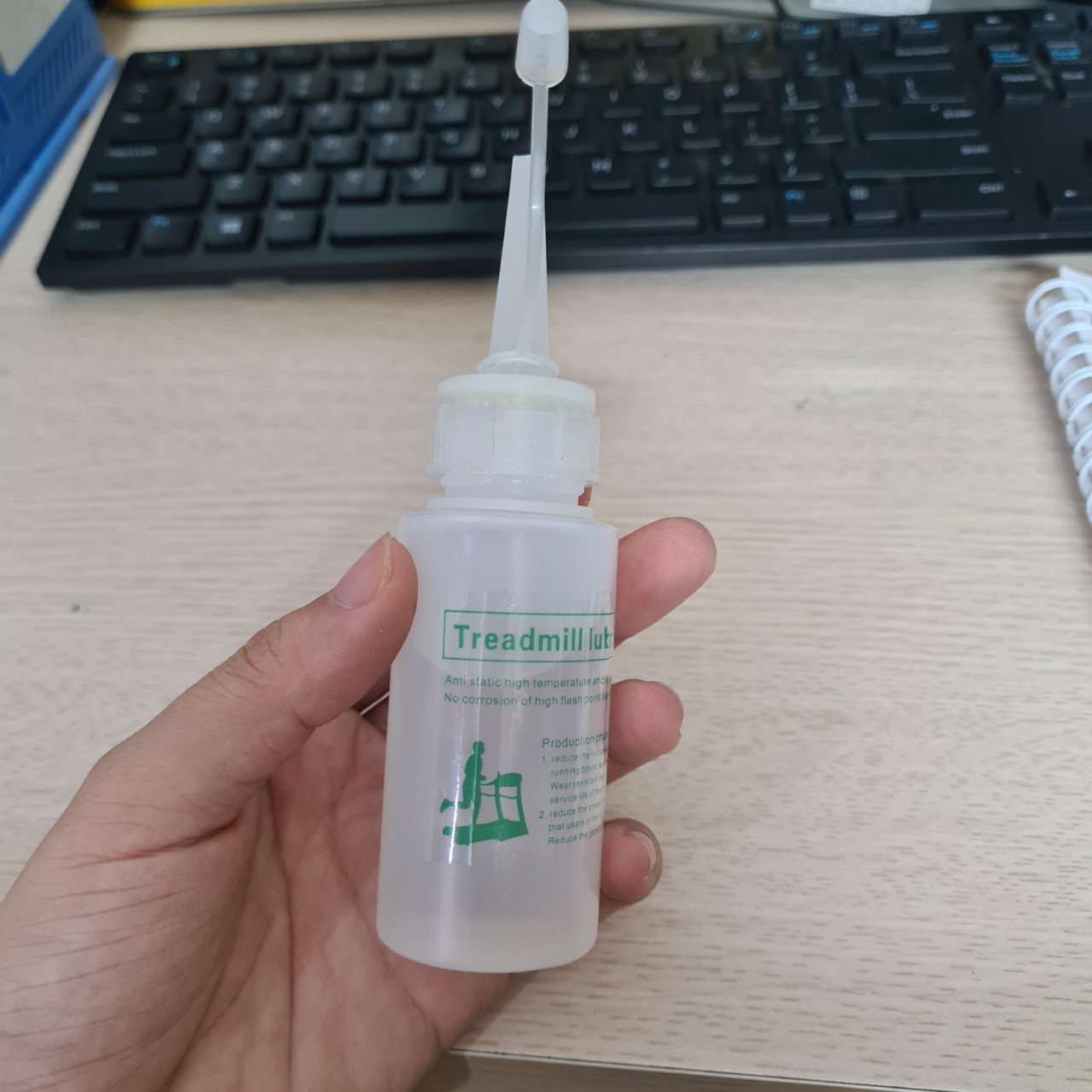 1 Lọ dầu máy bôi trơn, dầu silicon bôi trơn băng tải, dầu máy bôi trơn máy chạy bộ