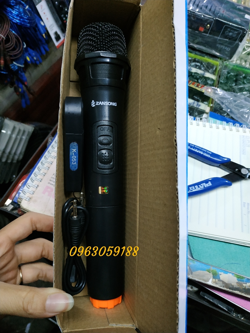 Mic hát không dây- k053- 1 cái
