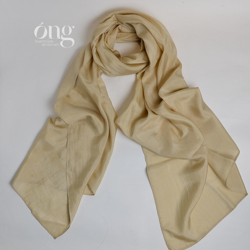 Khăn lụa, khăn quàng cổ 100% từ sợi tơ tằm tự nhiên màu be vàng - Óng Silk