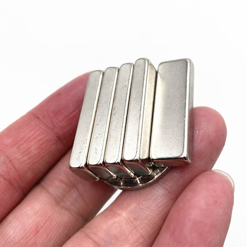 Nam châm đất hiếm 30x10x5mm loại nam châm vĩnh cửu chế tạo động cơ phát điện nam châm