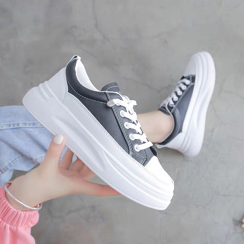 Fall season. Small Shoes white shoes Korean-style female sports shoes 2023 new dynamic youth all-match casual shoes