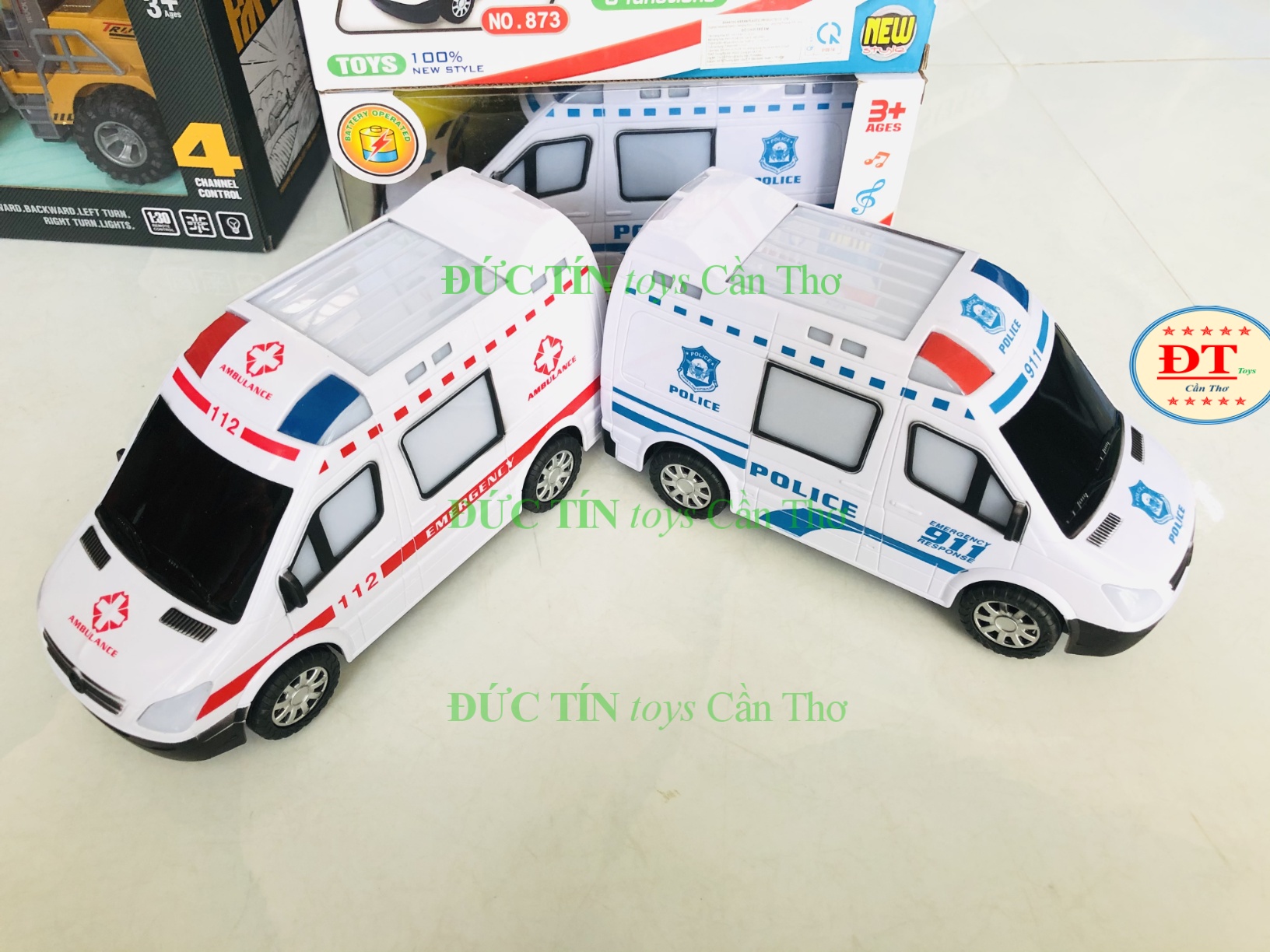 ĐỒ CHƠI XE CẢNH SÁT, XE CỨU THƯƠNG CHẠY PIN, CÓ NHẠC ĐÈN