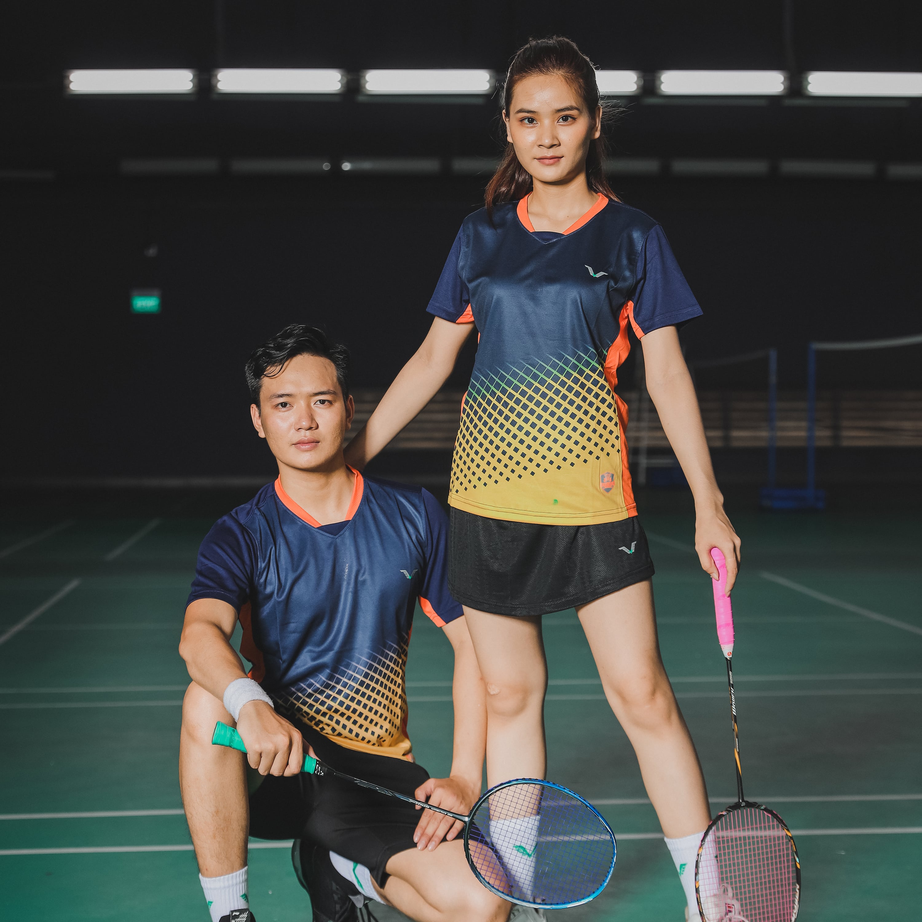 [MUA 1 TẶNG 1] Áo COUPLE THỂ THAO CẦU LÔNG BADMINTON nam nữ, fỏm đẹp, chất lượng, thấm hút mồ hôi
