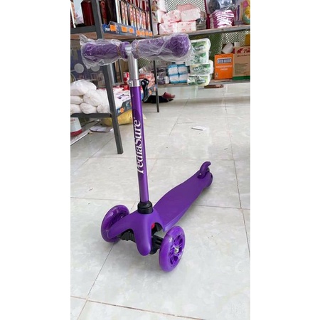 Xe scooter cao cấp - bánh xe đèn led phát sáng - xe trượt scooter 3 bánh có đèn pediasure