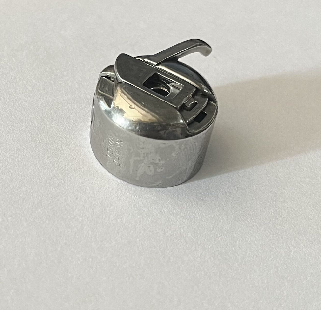 Thuyền máy may gia đình Nhật