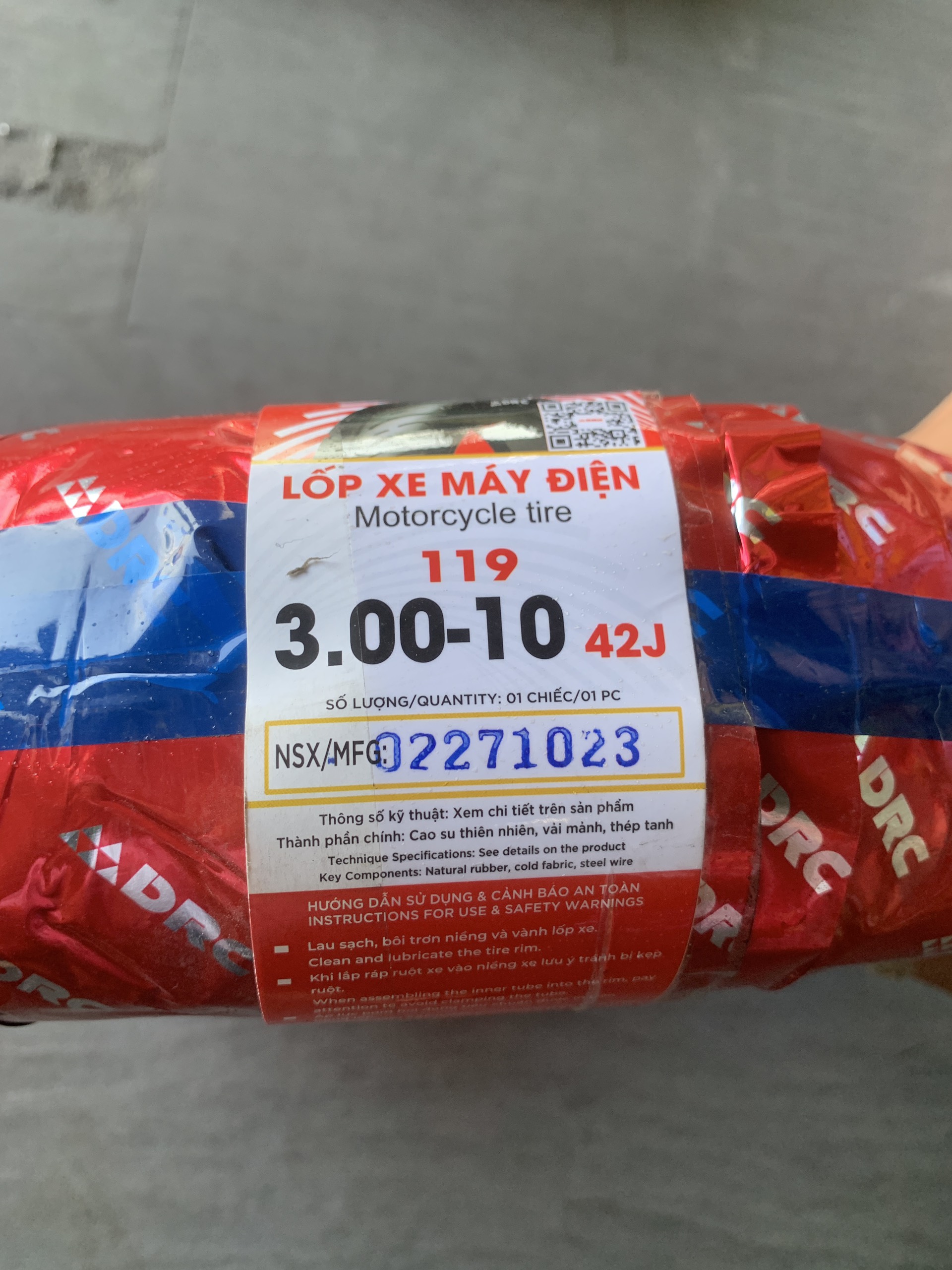 Lốp Xe Máy Điện DRC 3.00-10 Không Ruột Chính Hãng Giá 269,000 Đồng*Miễn phí vận chuyển