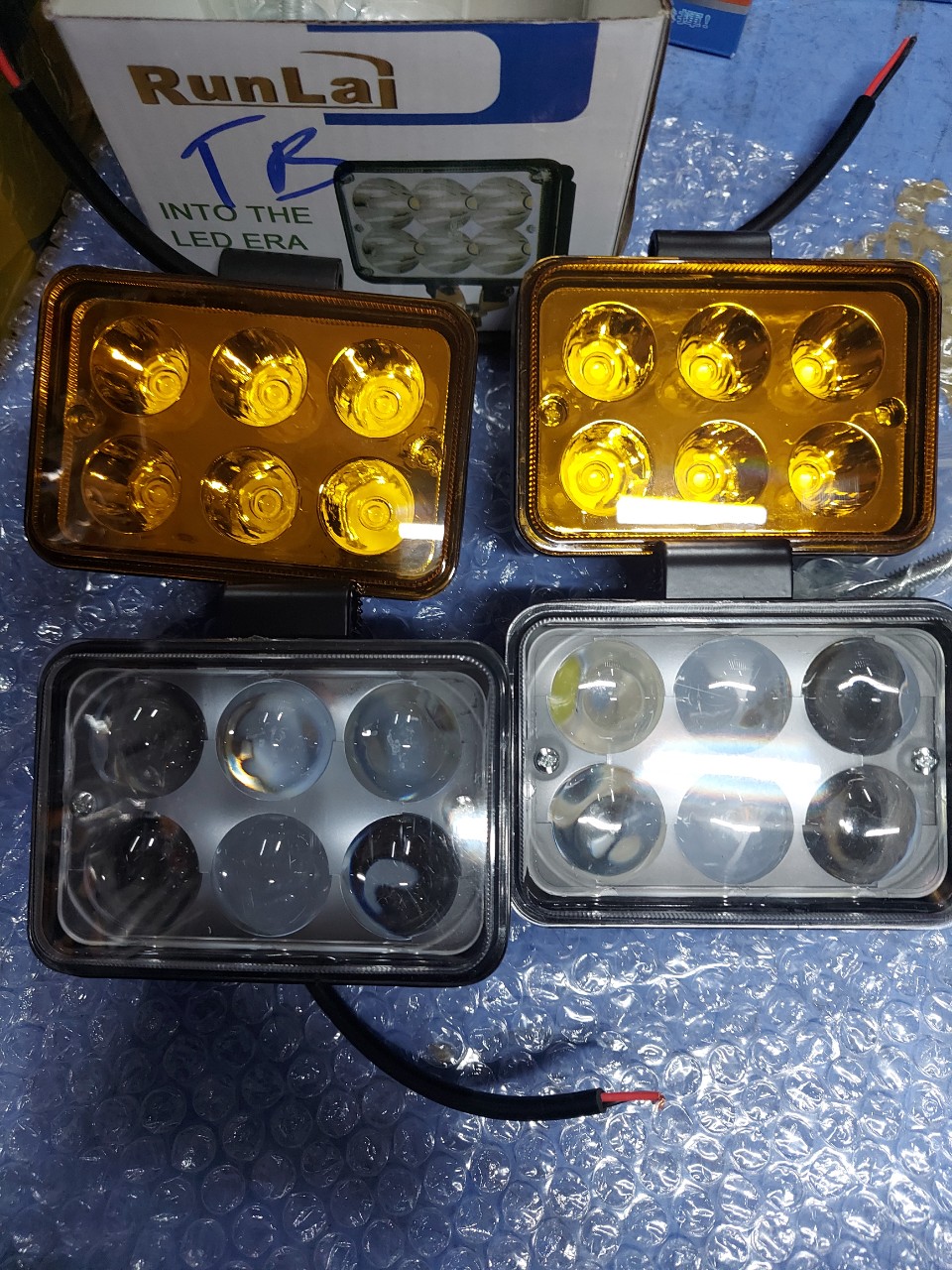 Đèn led 6 mắt, đèn trợ sáng, phá sương hình chữ nhật điện áp chung 12v , 24v