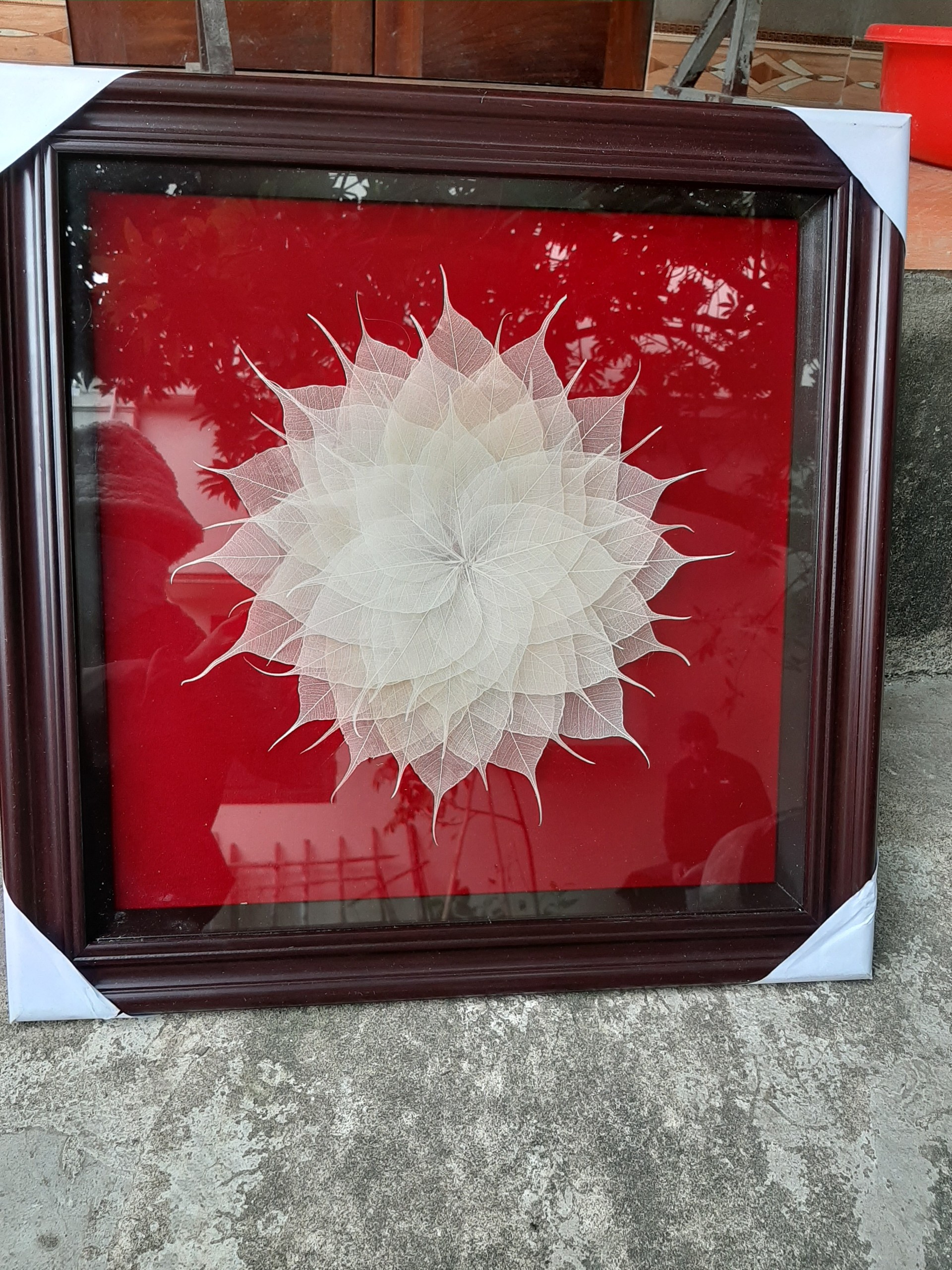 Tranh xếp lá bồ đề kt 50x50cm