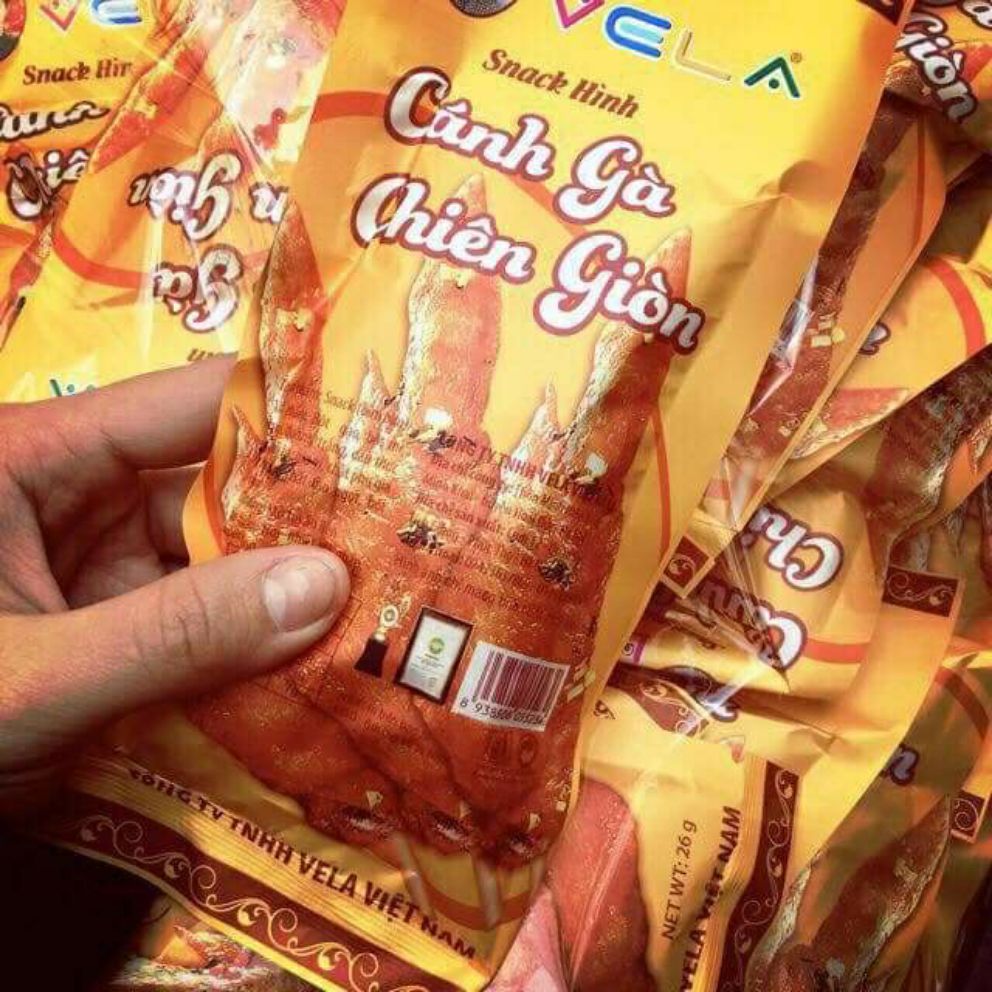 10 gói bim bim cánh gà Việt Nam