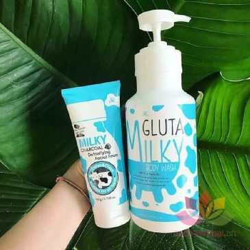Sữa tắm bò milky gluta tặng kèm sữa rửa mặt