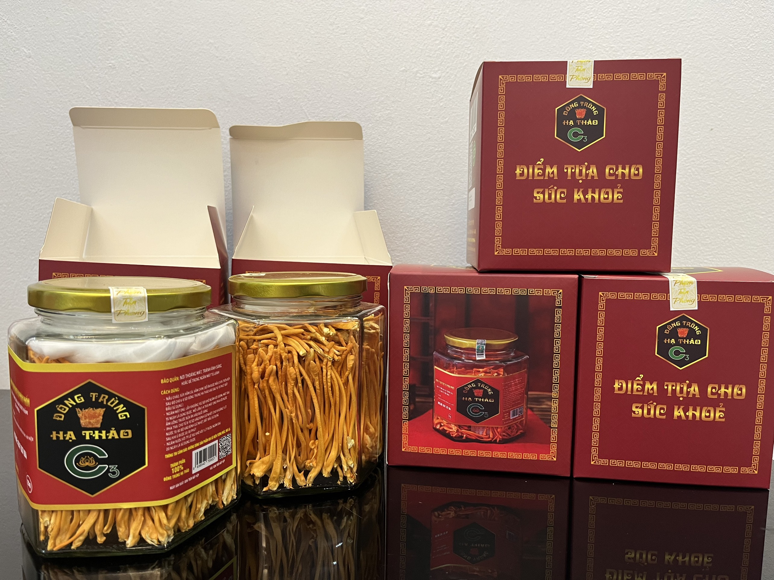 Đông trùng hạ thảo sấy thăng hoa thượng hạng