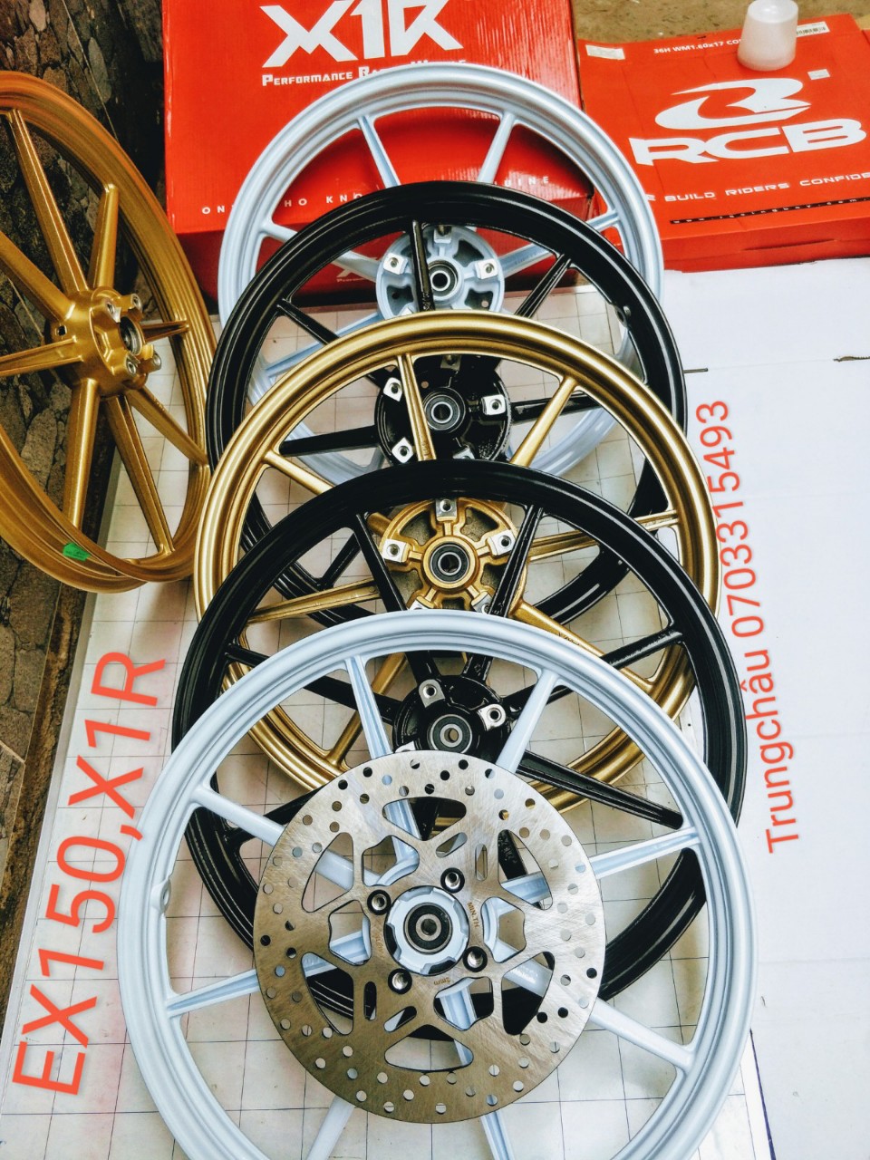 [HCM]CẶP BÁNH MÂM X1R CHÍNH HẢNG GẮN XE  EXCCITER 150 135 KÈM ĐĨA TRƯỚC CÓ 3 MÀU VÀNG ĐEN BẠC