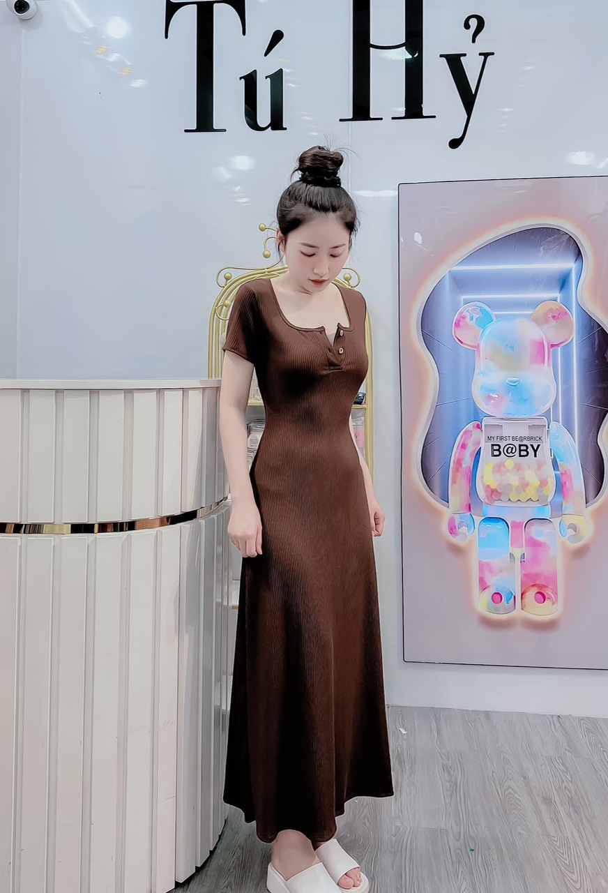 Đầm maxi dáng dài cổ vuông cài nút - Đầm nữ sọc Trắng Đen