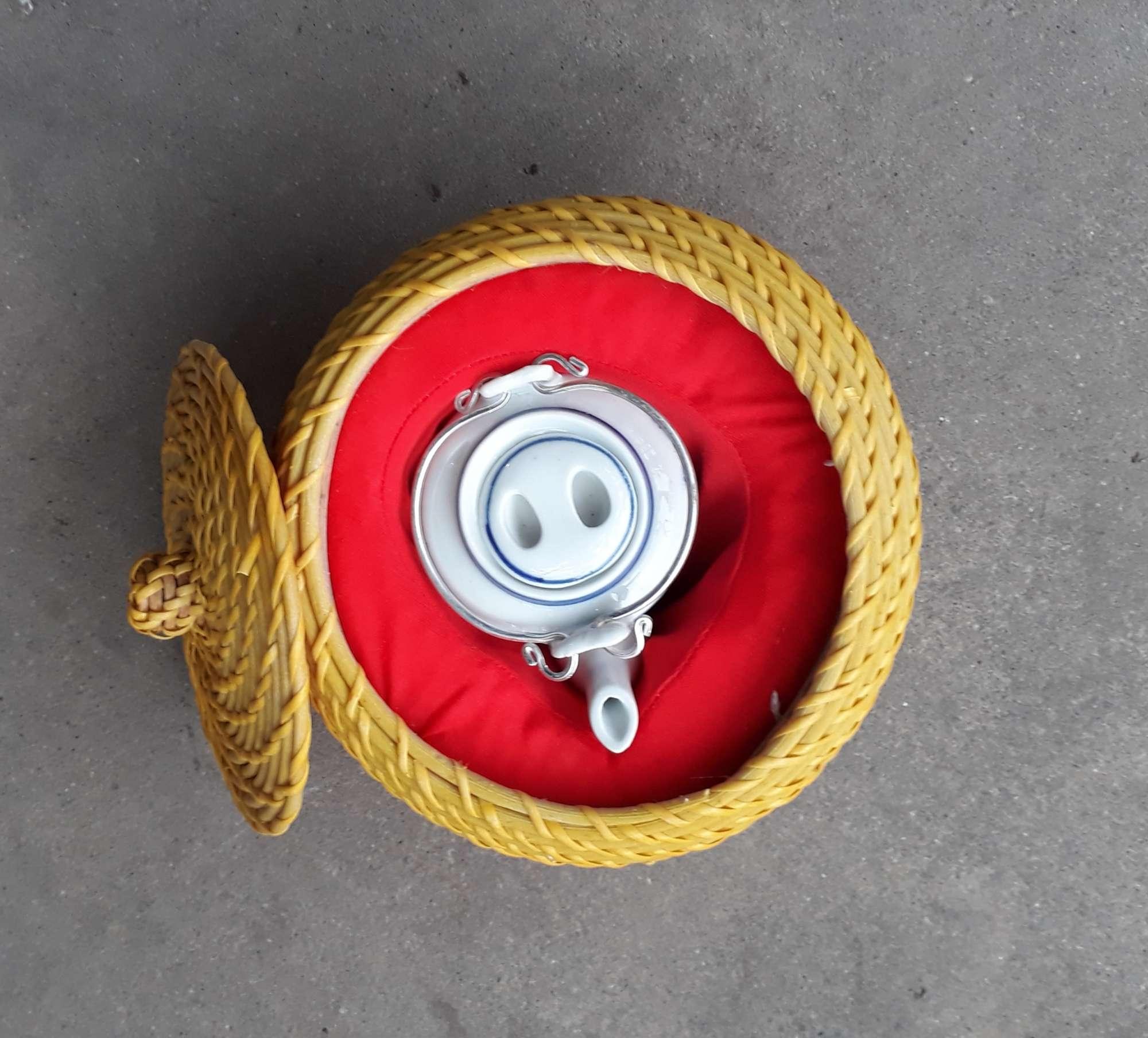 Giỏ ủ ấm cộng tích trà 1,5 lít