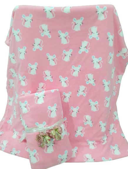 Sale 110k còn 99k, 1m9 x 1m6. Mền nỉ cotton Thái CHUỘT HỒNG siêu xinh văn phòng, du lịch, đi học