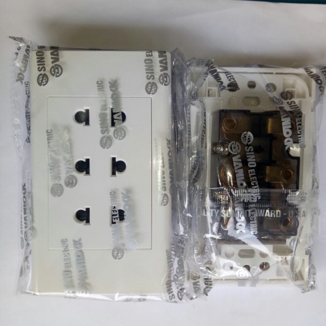 Ba ổ cắm 2 chấu - 16a dòng s18u3 - sino