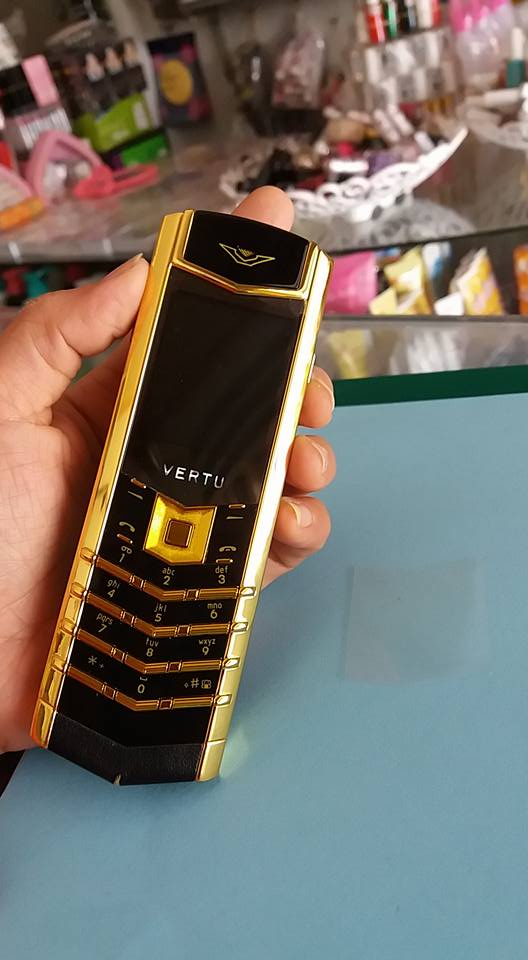 Điện thoại giá rẻ Vertu 1 Sim cao cấp thiết kế lưng da - Hỗ trợ nghe Fm, camera, nghe nhạc - Bảo hành 12 tháng