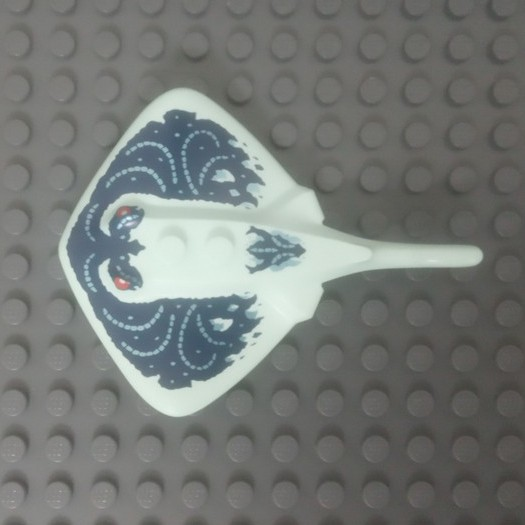 Lego Manta Ray / Stingray with 2 Studs with Red Eyes, Dark Blue and Metallic Light Blue Pattern