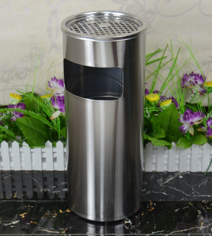 [HCM]Thùng rác inox có gạt tàn