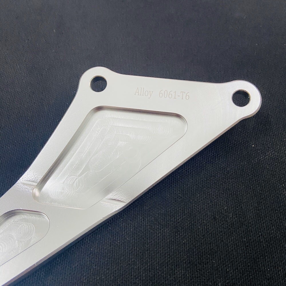 [Siêu Sale] Pat Treo Pô - Bát Treo Pô Nhôm CNC(màu Trắng) dùng cho Yamaha Exciter và nhiều dong xe khác