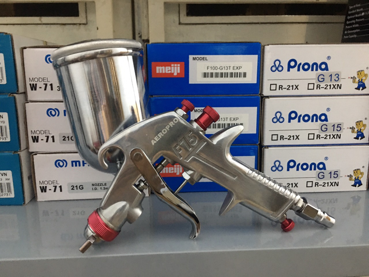 [HCM] Súng phun sơn giá rẻ AEROPRO F75G