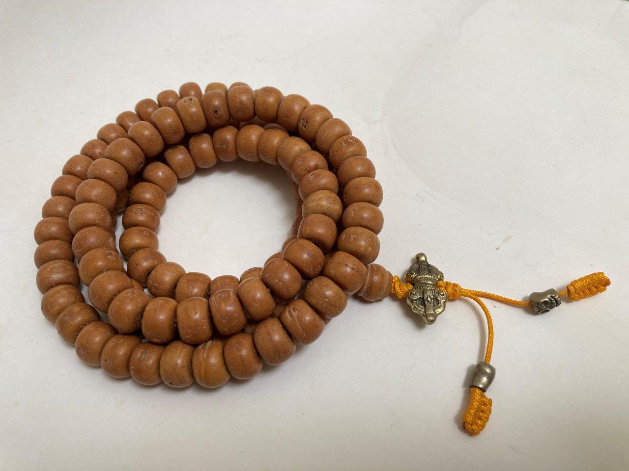 Chuỗi tràng 108 hạt 12-13mm Bồ đề Phật nhãn tự nhiên Nepal - Hạt vàng tự nhiên mài