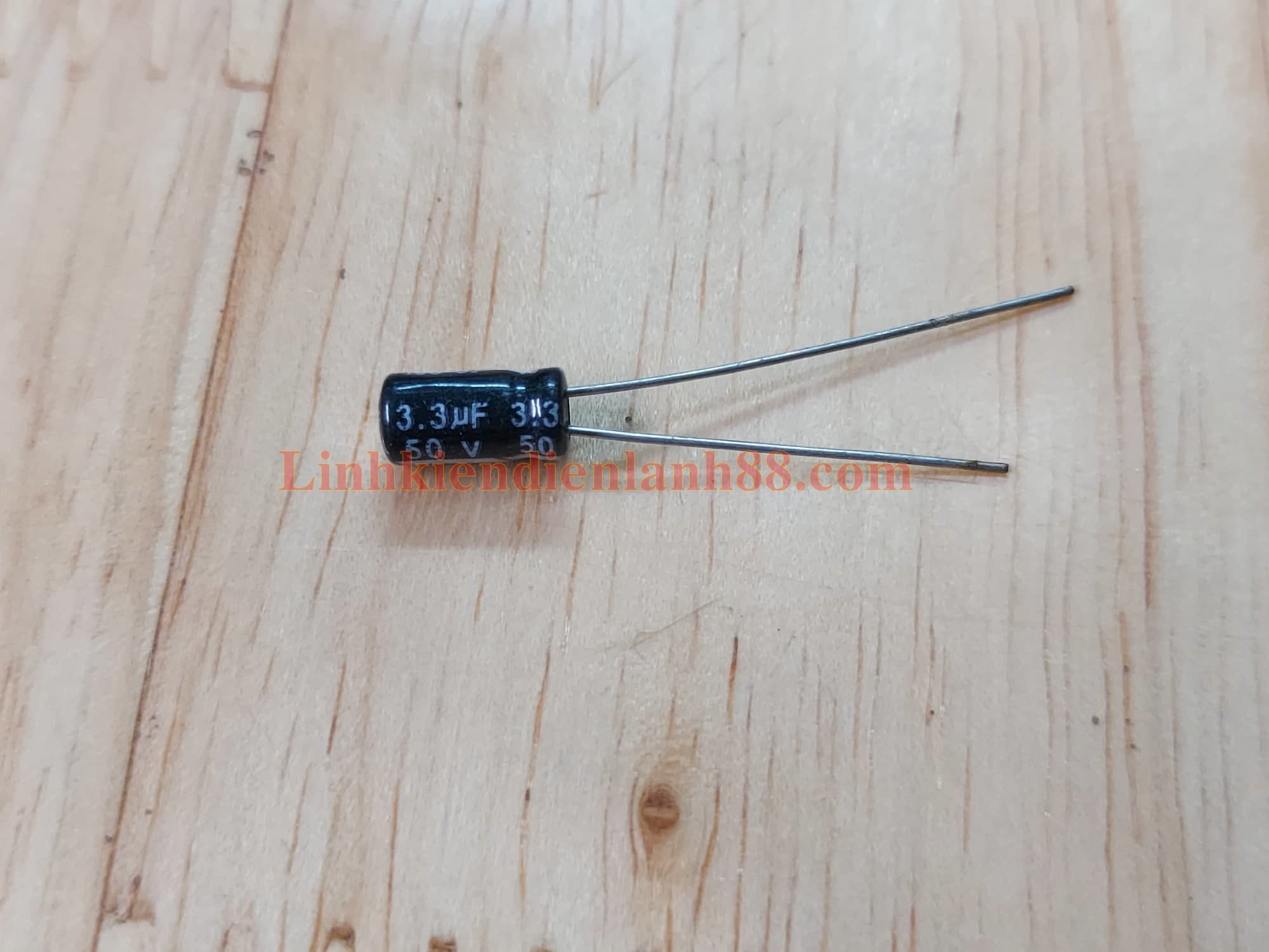 20 cái tụ hóa 3.3uf 50v phân cực mới 100%.