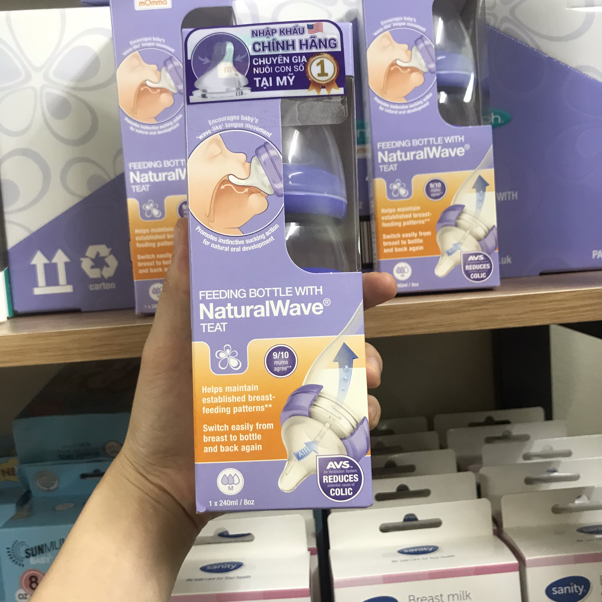 Bình sữa momma lansinoh 240ml