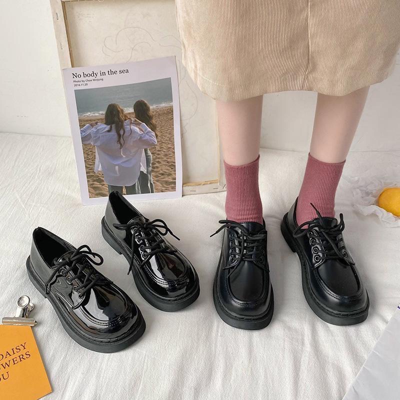 Giày da bóng ulzzang mũi tròn đế thấp bóng nhám