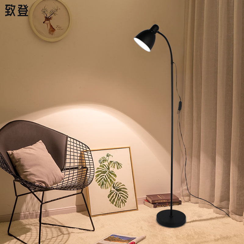 ĐÈN ĐỨNG DECOR - ĐEN/TRẮNG