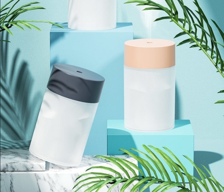 Máy xông tinh dầu, phun sương mini kết hợp đèn led trang trí có khả năng đổi màu, tạo độ ẩm không khí, xông phòng, thư giãn_JuHee_Mart