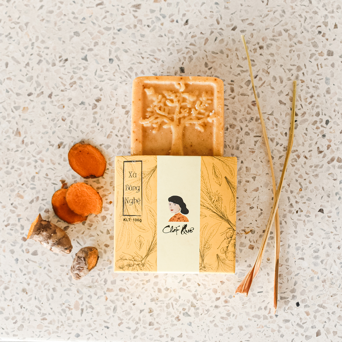 Xà bông Nghệ tươi dưỡng trắng và làm sáng da - bánh 90 - 100g
