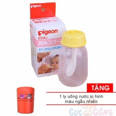 Bình ăn bột Pigeon 120ml nhựa TẶNG 1 ly uống nước in hình cho bé