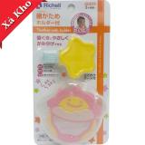 Gặm nướu có dây đeo richell rc44038
