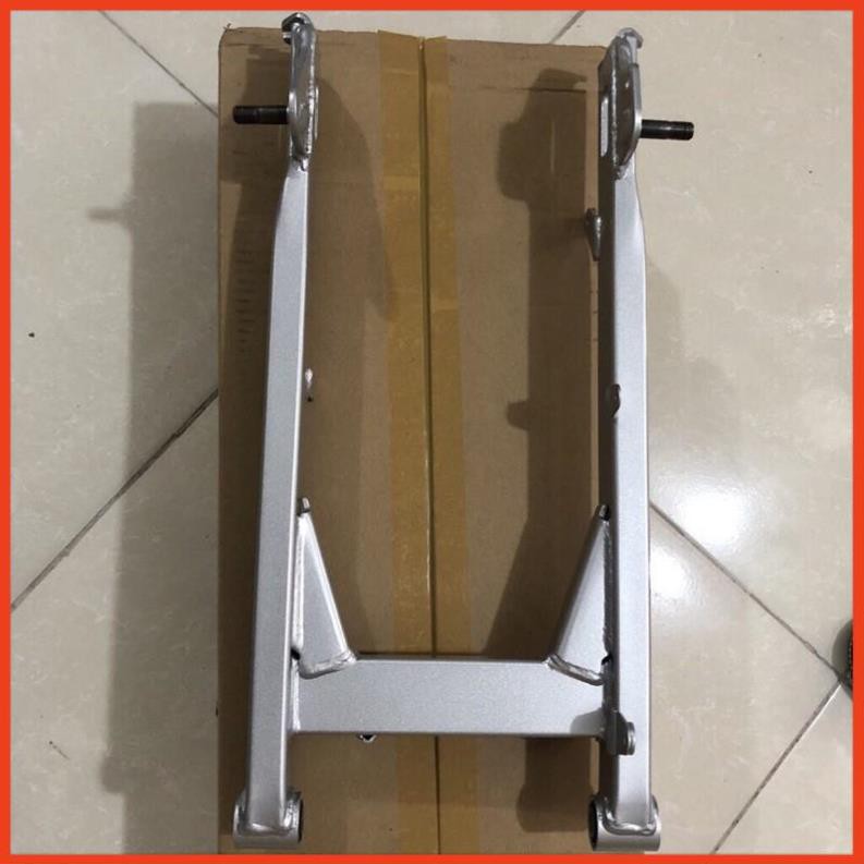 Càng sau gắp sau xe Wave - MT 2022