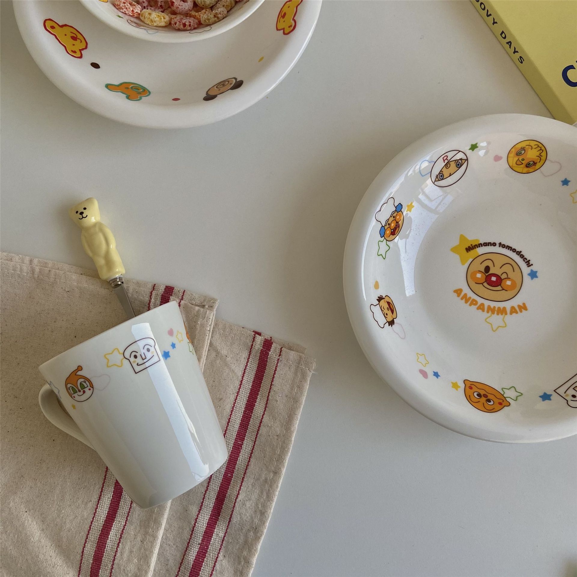 Cốc Dĩa sứ tráng men Miki house và Anpanman