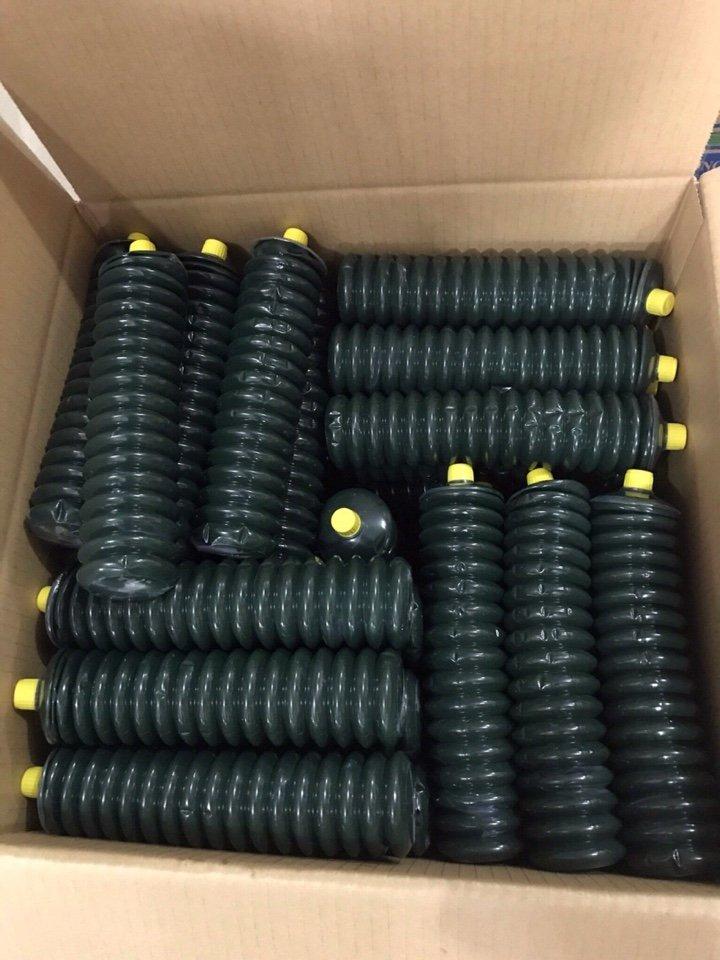 Thùng mỡ bò màu xanh 30 chai/thùng chai con sâu