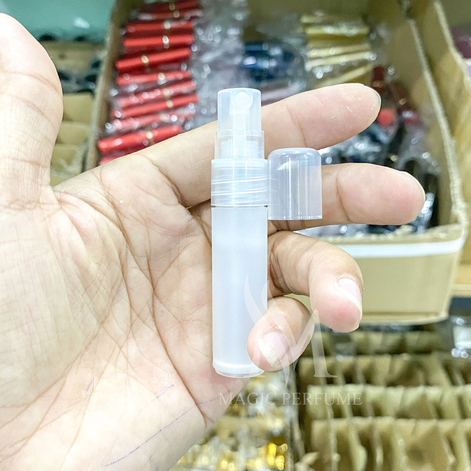 Combo 50 - 100 chai chiết, chai đựng nước hoa, mỹ phẩm nhựa đục phun sương dung tích 5ml, 10ml