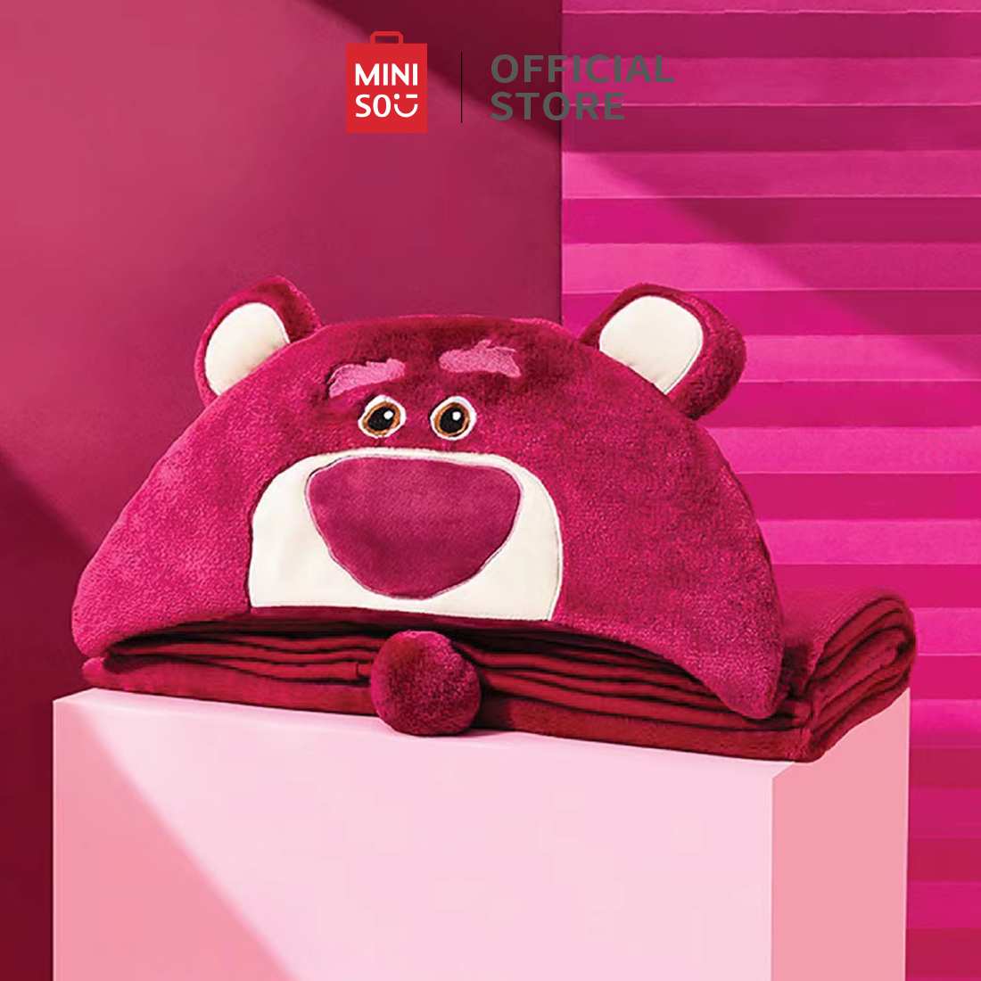 Mền đa năng Miniso có nón hình gấu Lotso Bear thương hiệu Miniso