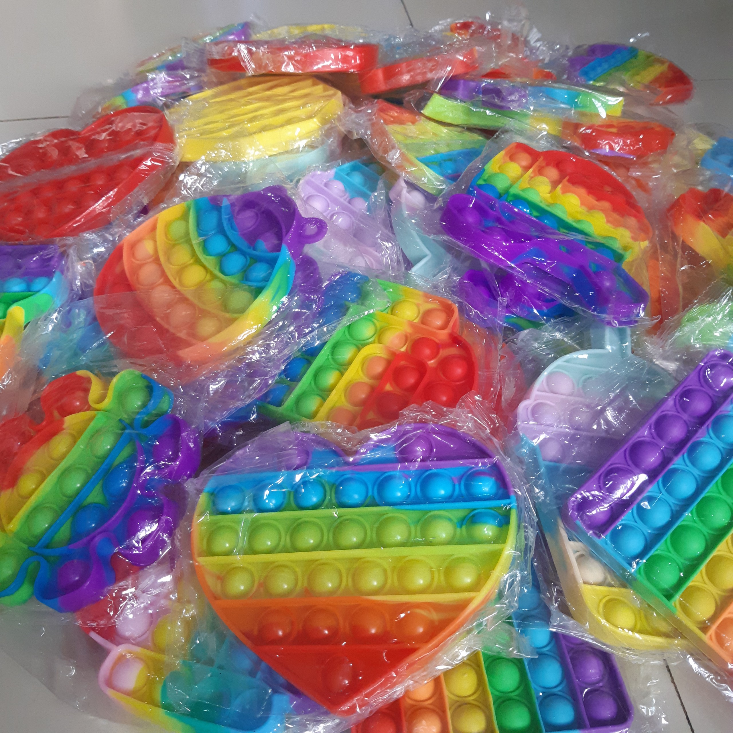 ICHI / Đồ chơi Túi Deo POP IT, Pop It 3D đồ chơi bấm nút bằng ngón tay được làm từ silicon Giúp giảm căng thẳng giảm tress dành cho người lớn và trẻ em