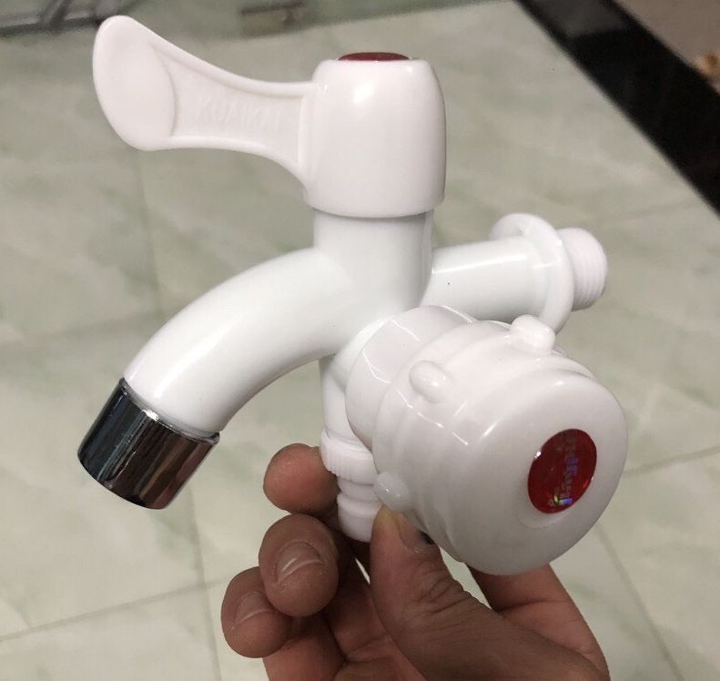 Củ sen tắm nhựa, củ lạnh vòi sen, củ sen tắm lạnh