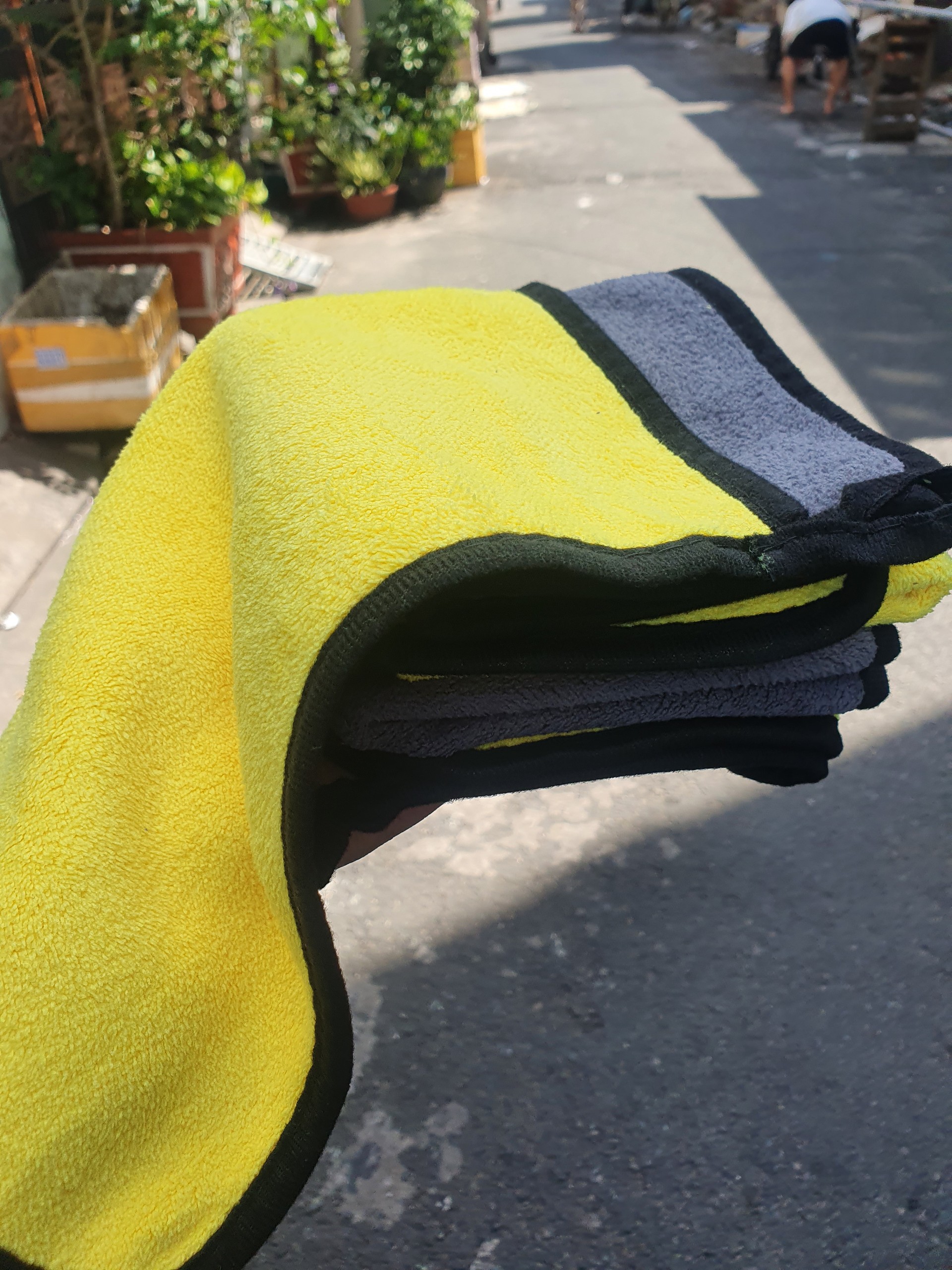 Khăn Microfiber Lau Xe Chuyên Dụng - Mềm Mịn