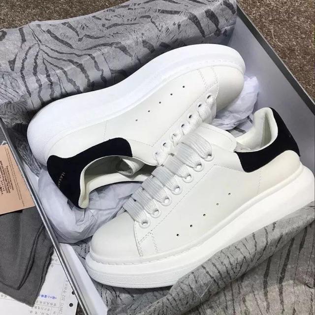 Giày thể thao MCQQ Nam gót đen mới